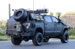 Toyota Tundra CrewMax 4x4 Zombie Apocalypse 2013 года 